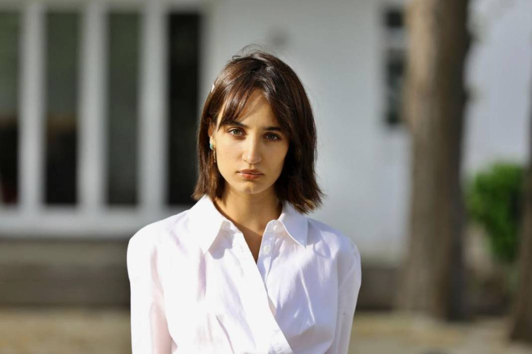 Kerem Bürsin'in yeni aşkı Türkiye’nin en zengin ailesinin torunu çıktı - Resim: 23